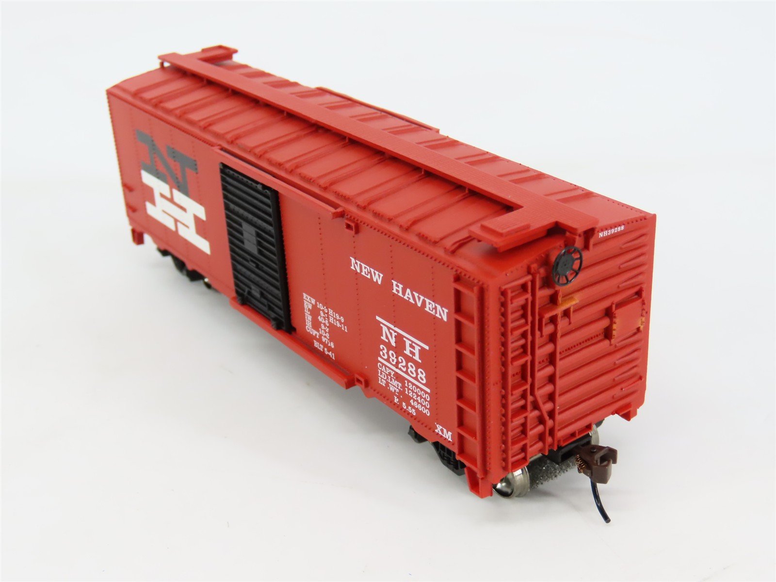 HO Scale Bachmann Silver Series 17031 NH New Haven 40' Box Car #39288