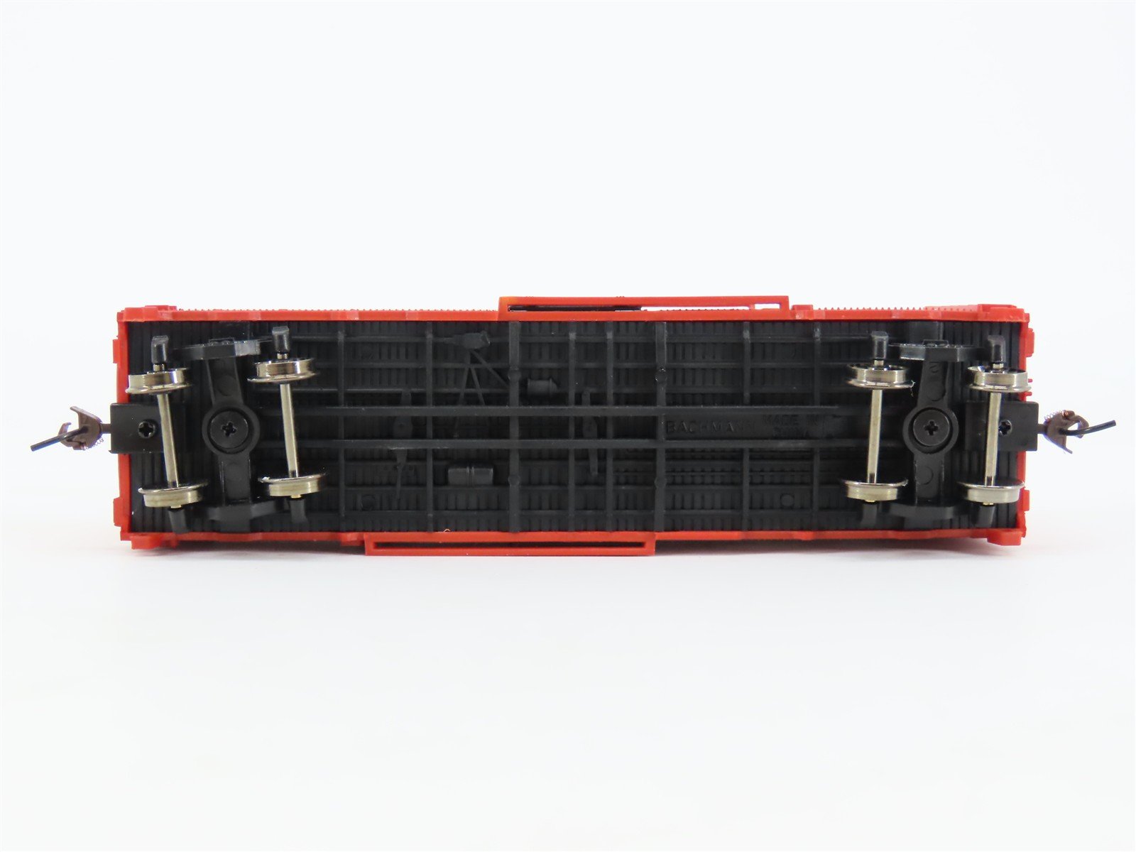 HO Scale Bachmann Silver Series 17031 NH New Haven 40' Box Car #39288