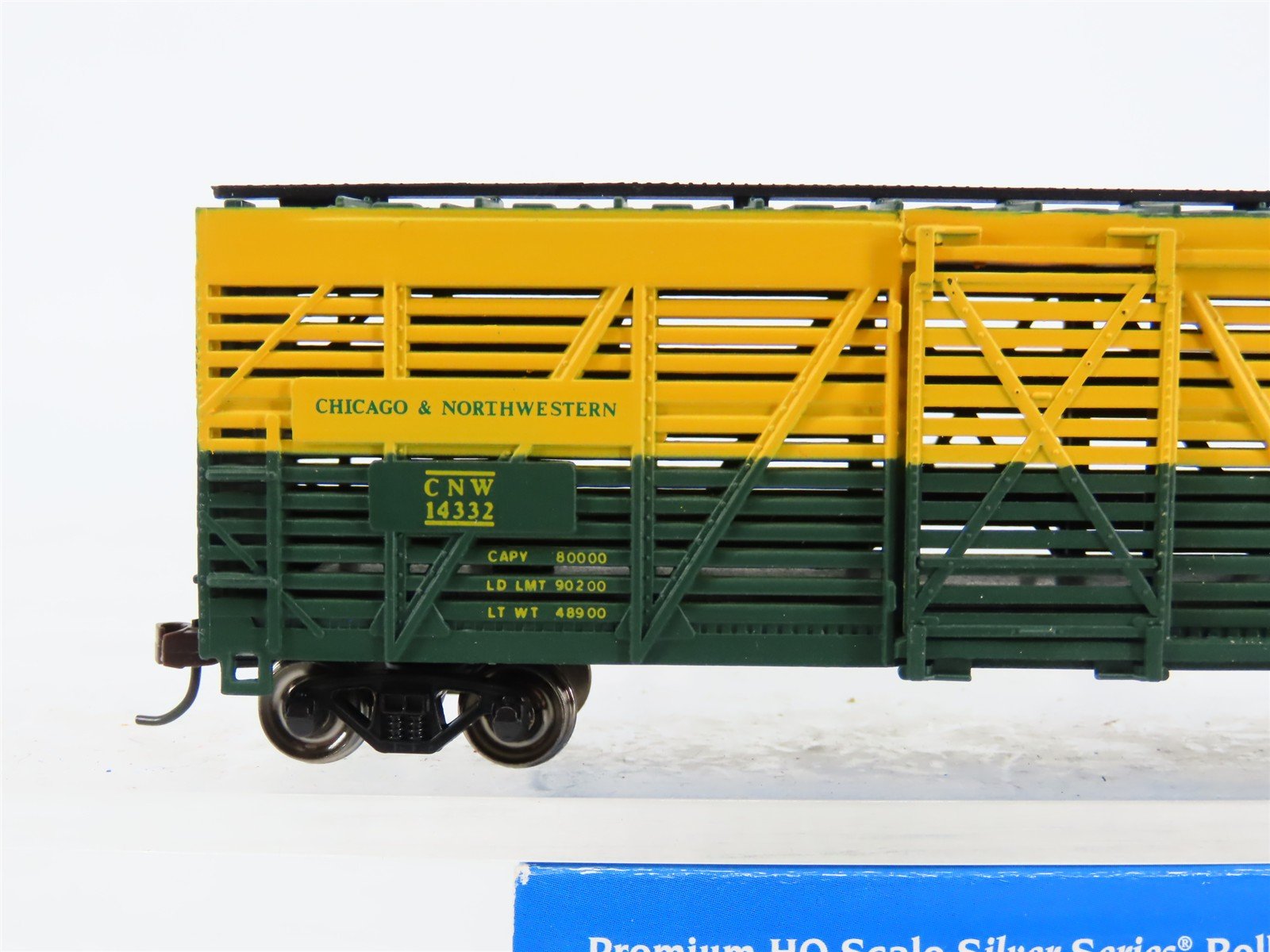 HO Bachmann Silver Series 18541 CNW Chicago & North Western 40' Stock Car #14332