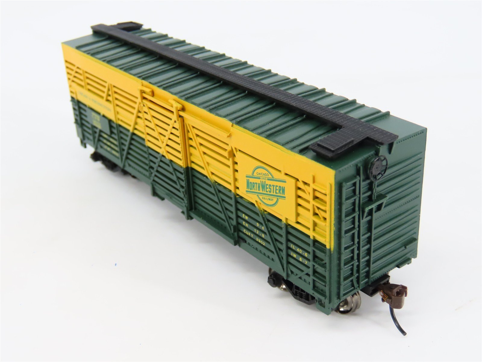 HO Bachmann Silver Series 18541 CNW Chicago & North Western 40' Stock Car #14332