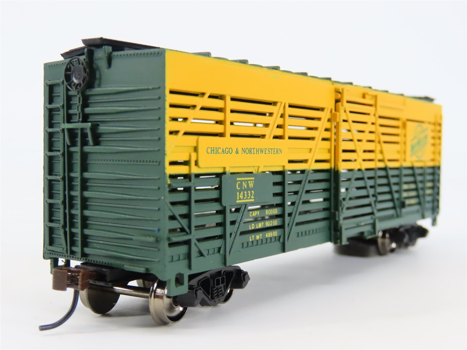 HO Bachmann Silver Series 18541 CNW Chicago & North Western 40' Stock Car #14332