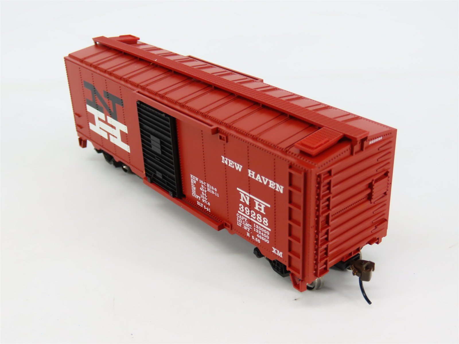 HO Scale Bachmann Silver Series 17031 NH New Haven 40' Box Car #39288