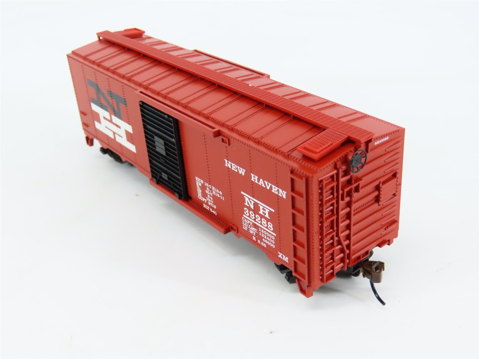 HO Scale Bachmann Silver Series 17031 NH New Haven 40' Box Car #39288