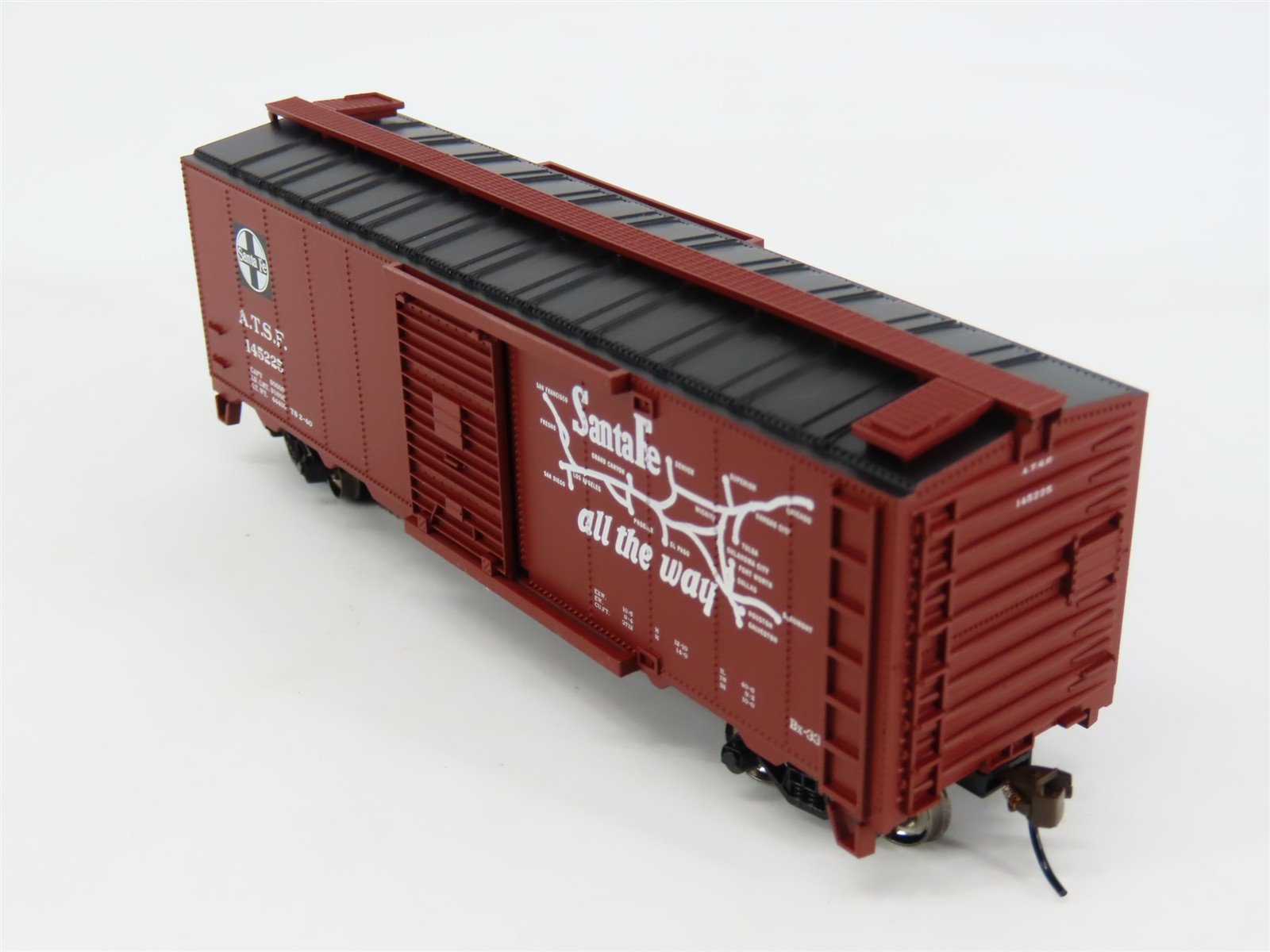 HO Scale Bachmann Silver Series 16505 ATSF The Chief West 40' Map Boxcar #145225