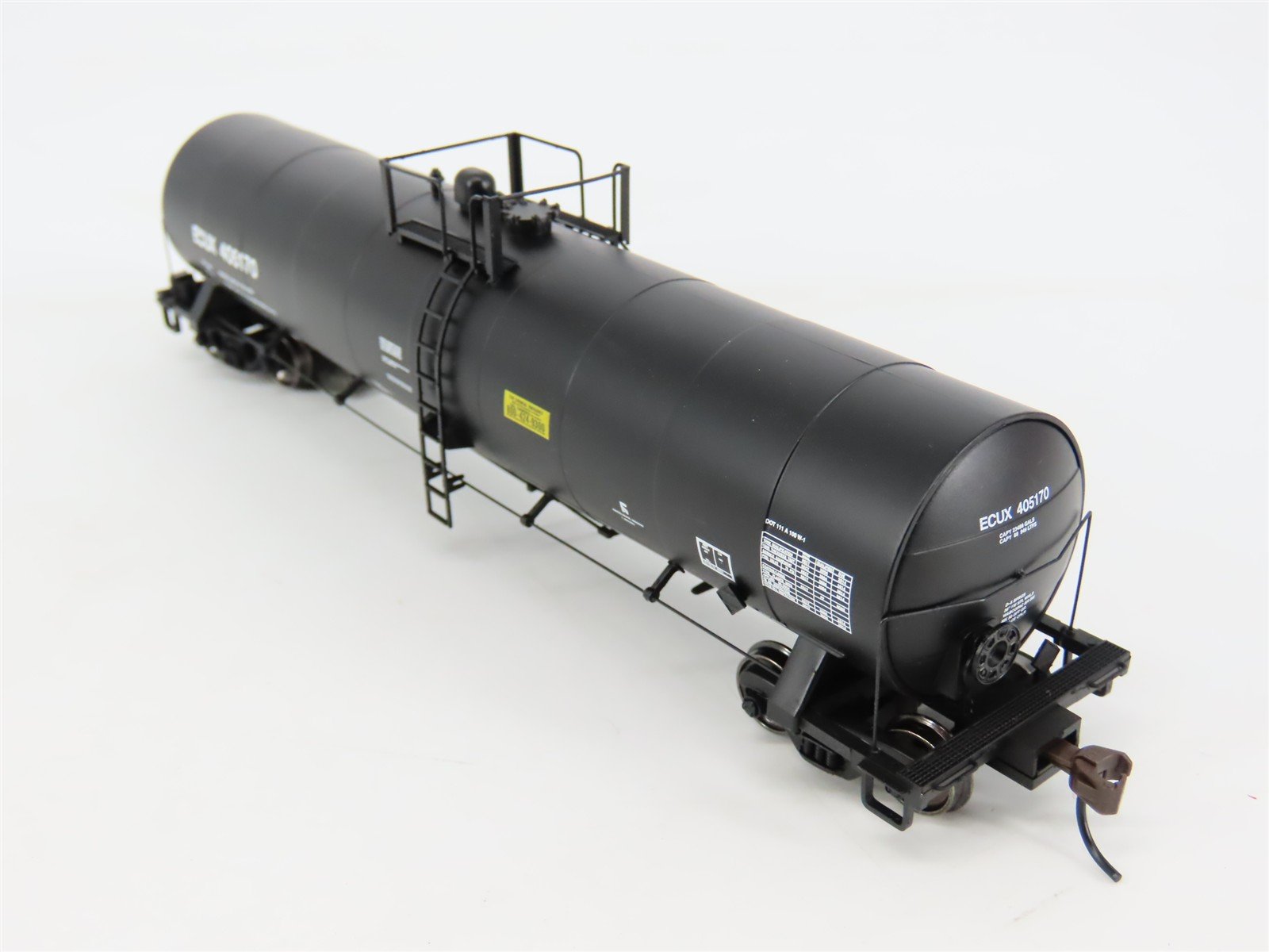 HO Scale Atlas Master Line 20001725 ECUX Exxon ACF 23,500 Gallon Tank Car 405170