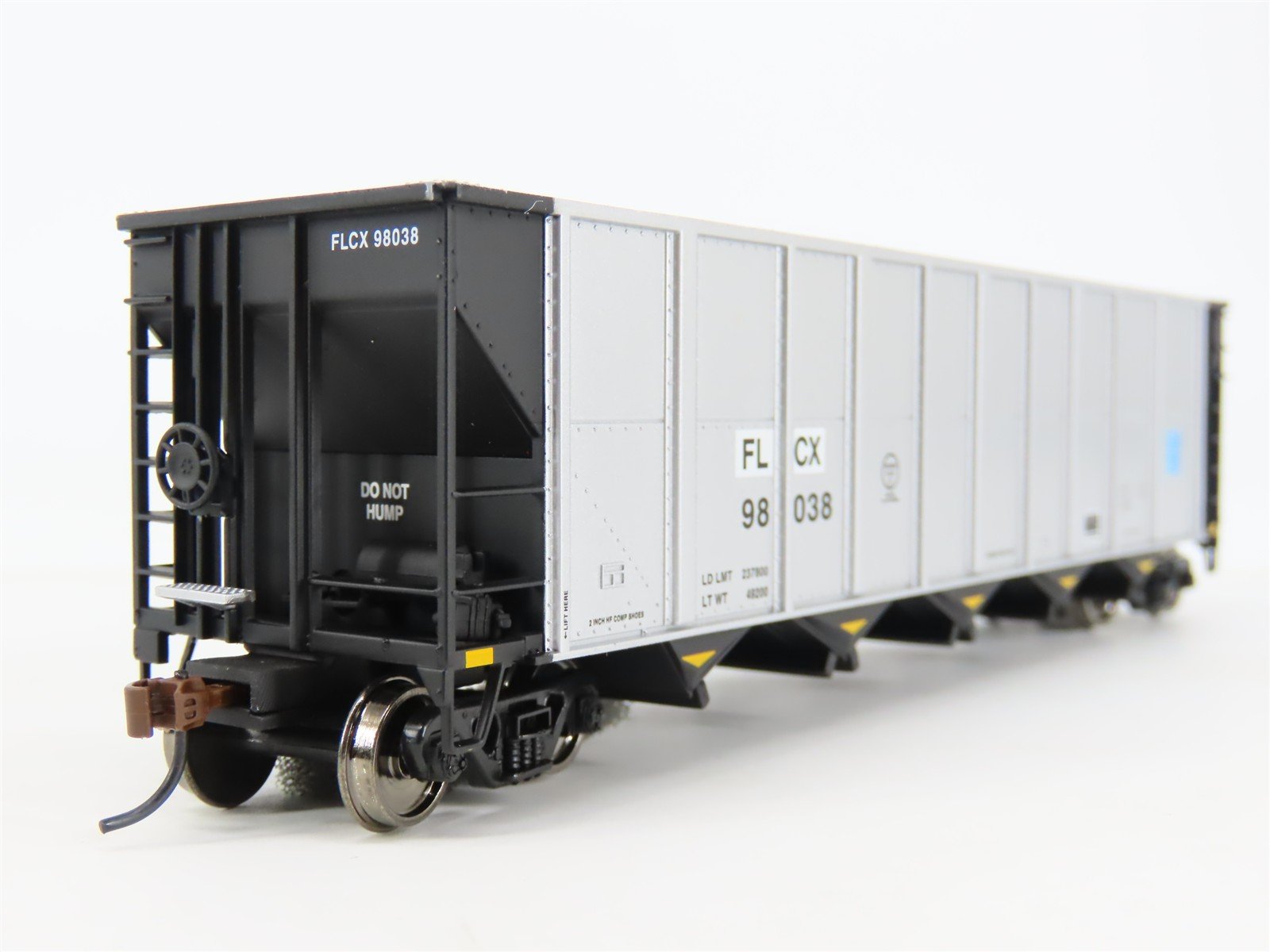 HO Scale Walthers Gold Line 932-7825 FLCX Flex Leasing 5-Bay Coal Hopper 6-Pack