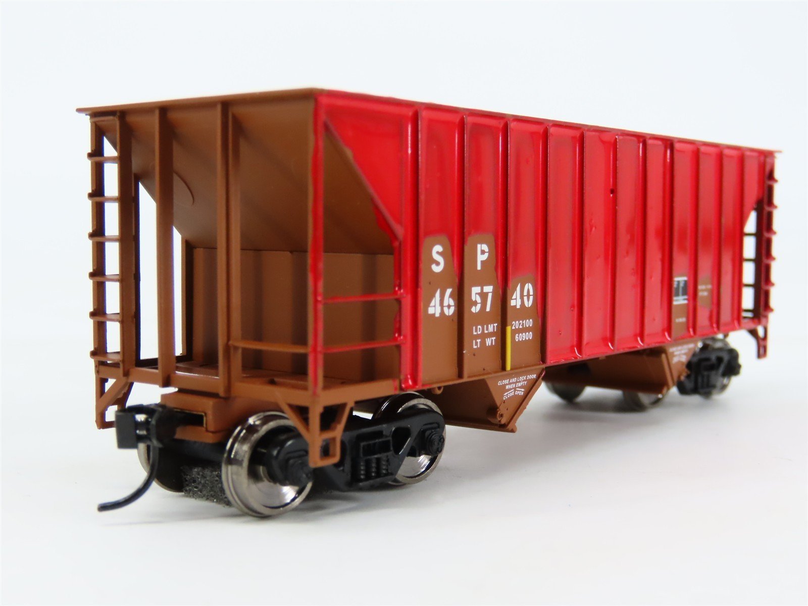 HO Walthers Mainline 910-6911 SP Southern Pacific 2-Bay Hopper #465740 - CUSTOM