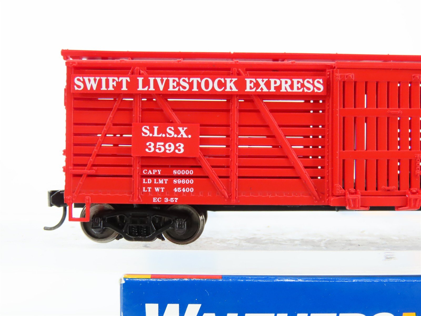 HO Walthers Mainline 910-4503 SLSX Swift Livestock Express 40' Stock Car #3593