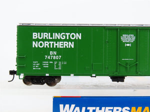 HO Scale Walthers Mainline 910-2830 BN Burlington Northern 50' Box Car #747807