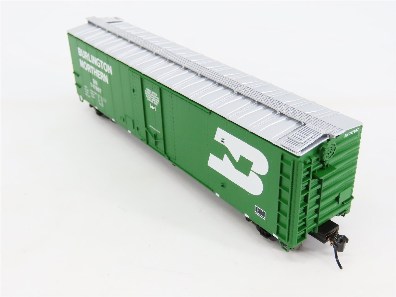 HO Scale Walthers Mainline 910-2830 BN Burlington Northern 50' Box Car #747807