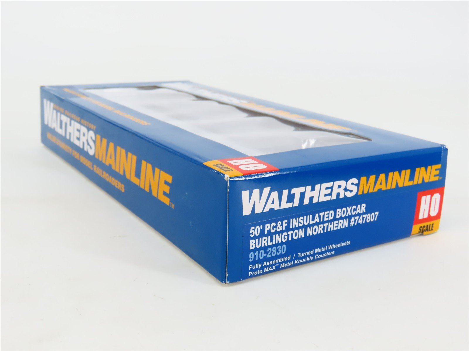 HO Scale Walthers Mainline 910-2830 BN Burlington Northern 50' Box Car #747807