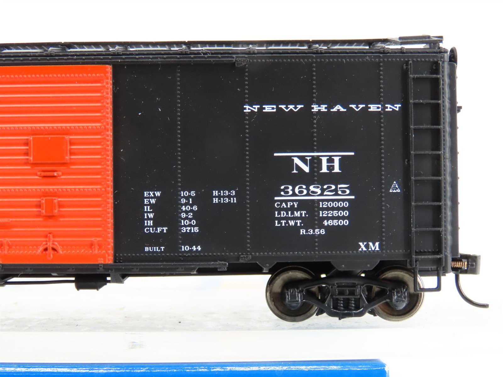HO Scale Walthers Mainline 910-1306 NH New Haven 40' AAR 1944 Box Car #36825