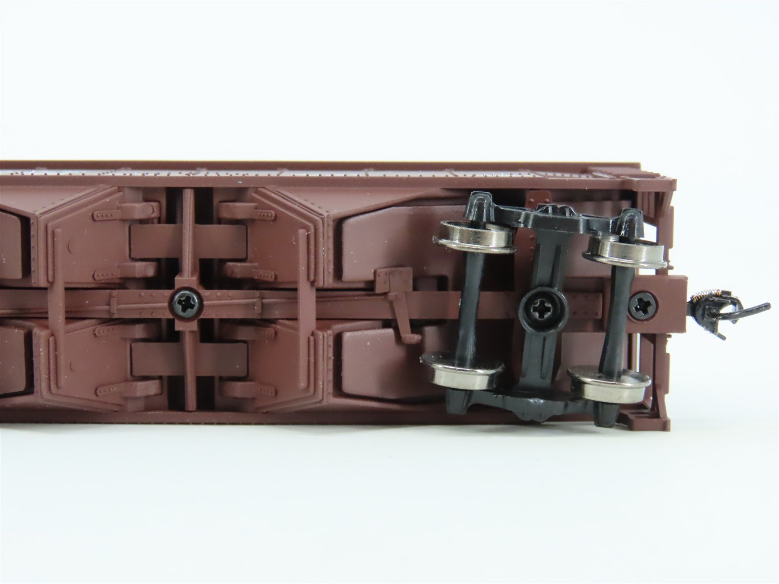 HO Scale Walthers Mainline 910-6951 ATSF Santa Fe 2-Bay Open Hopper #180870