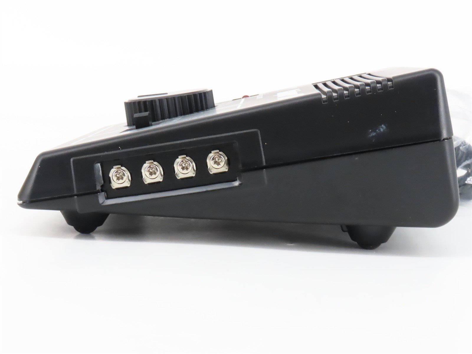 MRC #AA370 Railpower 1370 DC Hobby Transformer/Controller