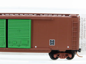 N Scale Micro-Trains MTL 23260 DWC Duluth Winnipeg & Pacific 40' Box Car #582225