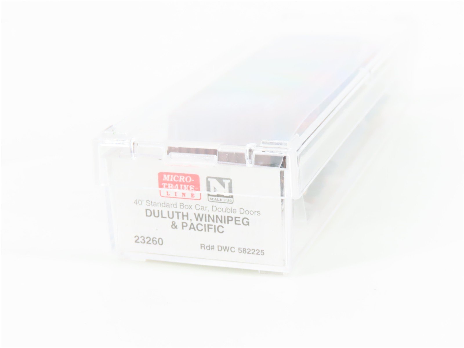 N Scale Micro-Trains MTL 23260 DWC Duluth Winnipeg & Pacific 40' Box Car #582225