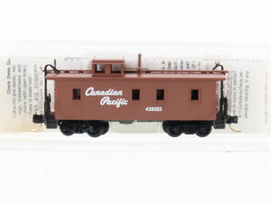 N Scale Micro-Trains MTL 51010 CP Canadian Pacific 34' Wood Caboose #435053