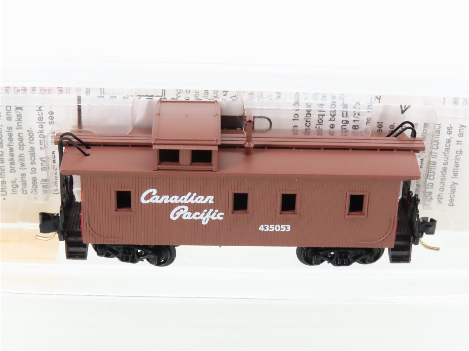 N Scale Micro-Trains MTL 51010 CP Canadian Pacific 34' Wood Caboose #435053