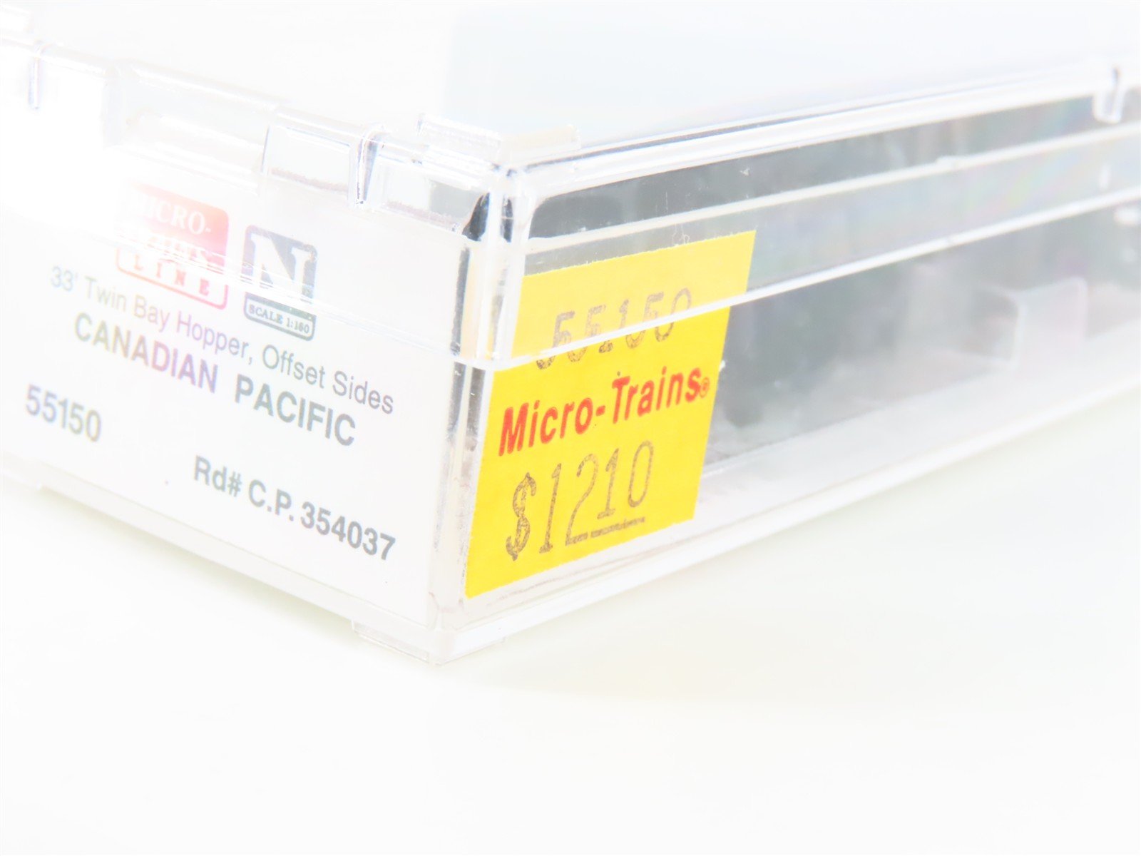 N Scale Micro-Trains MTL 55150 CP Canadian Pacific 33' 2-Bay Open Hopper #354037