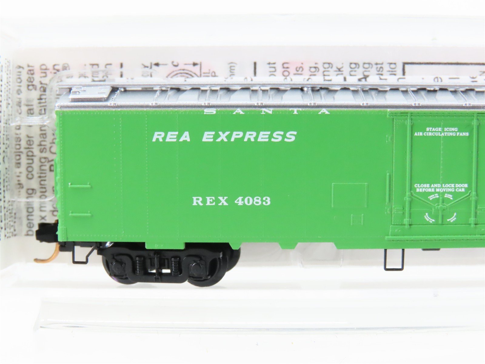 N Scale Micro-Trains MTL 52030 REX Santa Fe REA Express 52' 2