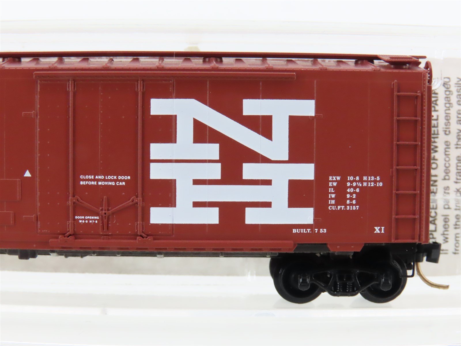 N Scale Micro-Trains MTL 21250 NH New Haven 40' Plug Door Box Car #45097