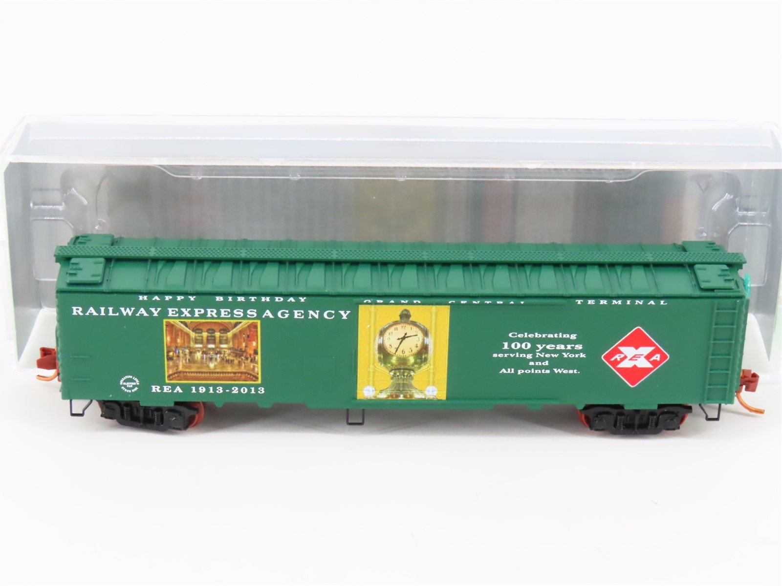 N Micro-Trains NSE MTL 13-12 REA Grand Central Terminal 100th Anniversary Reefer