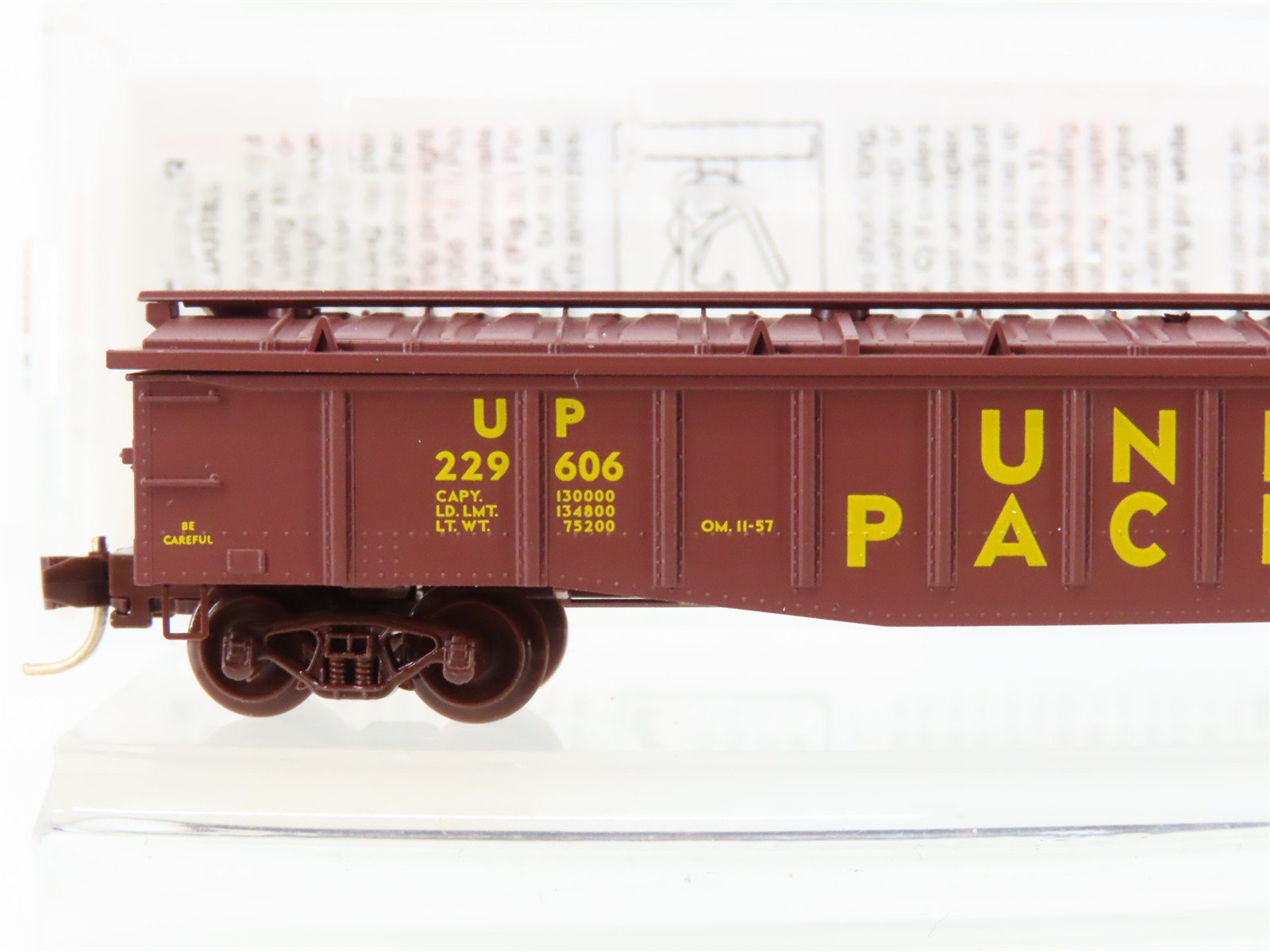 N Scale Micro-Trains MTL 106020 UP Union Pacific 50' Covered Gondola #229606