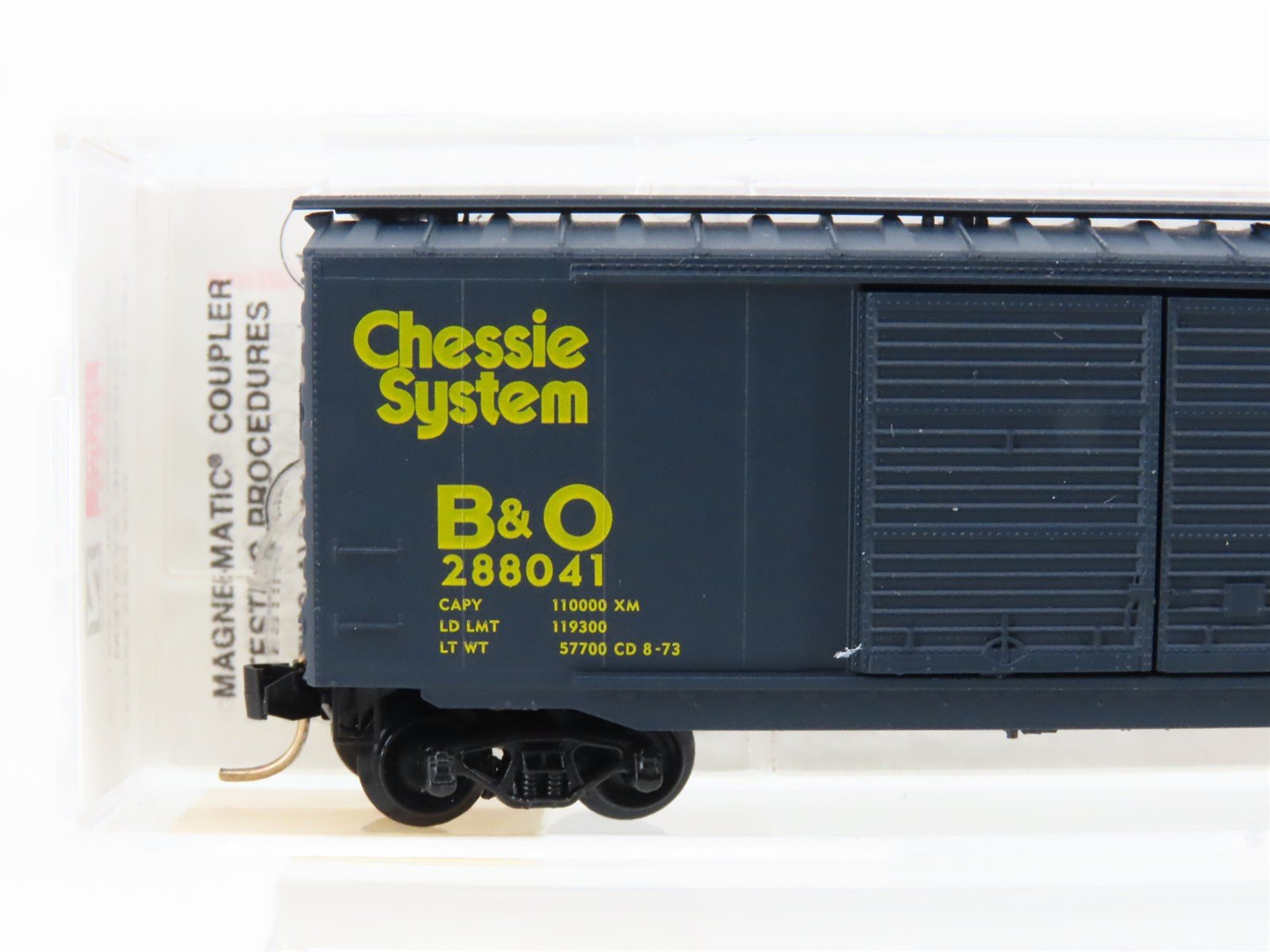 N Micro-Trains MTL 34010 B&O Chessie System 50' Double Door Box Car #288041
