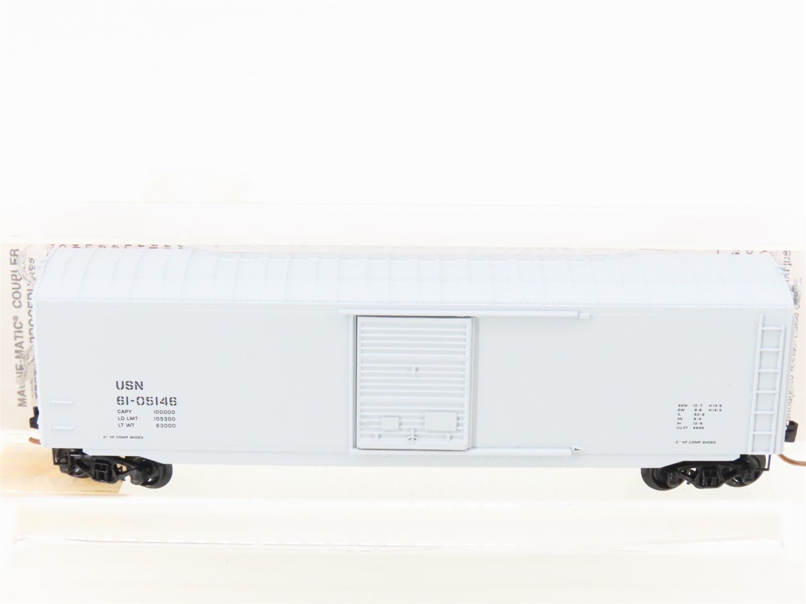 N Scale Micro-Trains MTL 77040 USN United States Navy 50' Box Car #61-05146