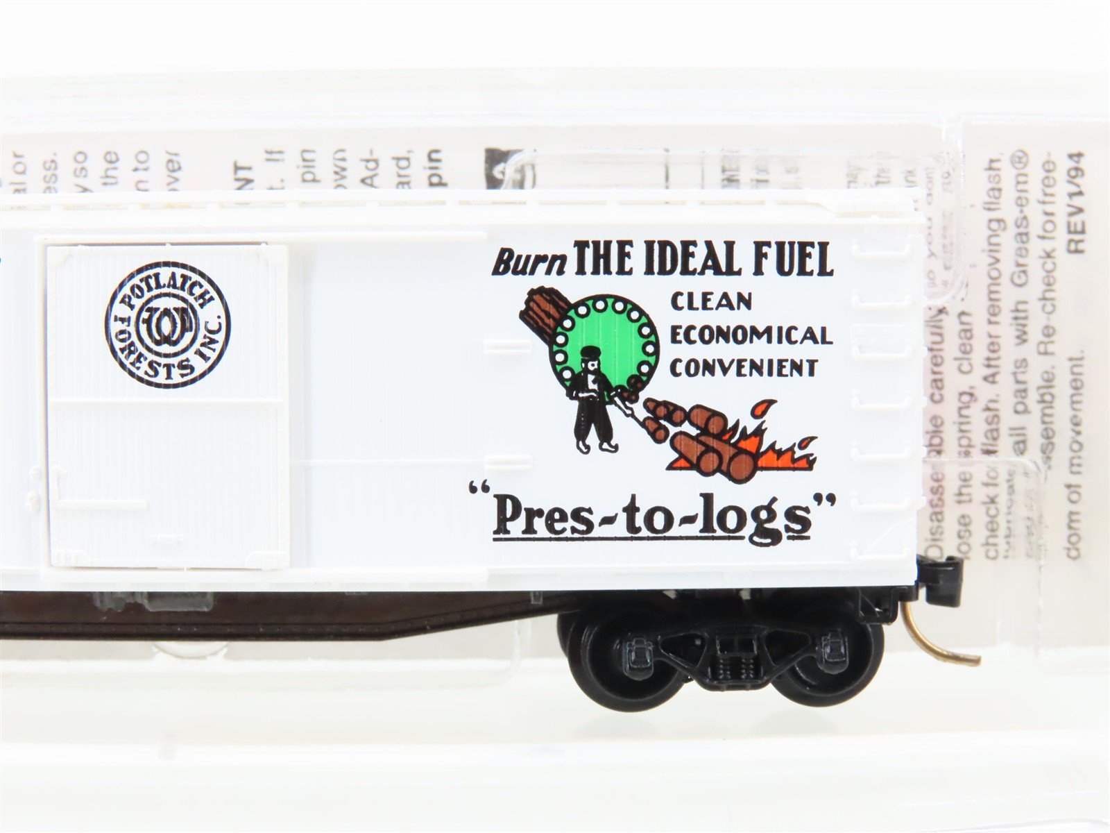 N Scale Micro-Trains MTL 42060 Potlatch Lumber Co. 40' Single Door Box Car #424