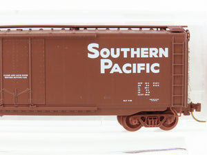 N Scale Micro-Trains MTL 32160 SP Southern Pacific 50' Plug Door Box Car #672925