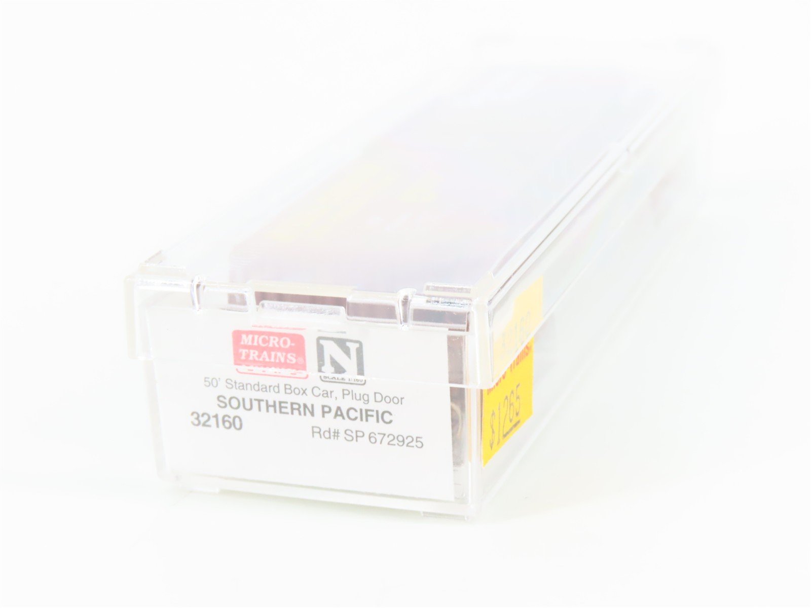 N Scale Micro-Trains MTL 32160 SP Southern Pacific 50' Plug Door Box Car #672925