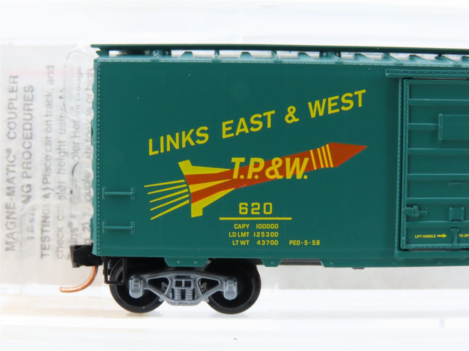 N Scale Micro-Trains MTL 20120 TP&W Toledo Peoria & Western 40' Box Car #620