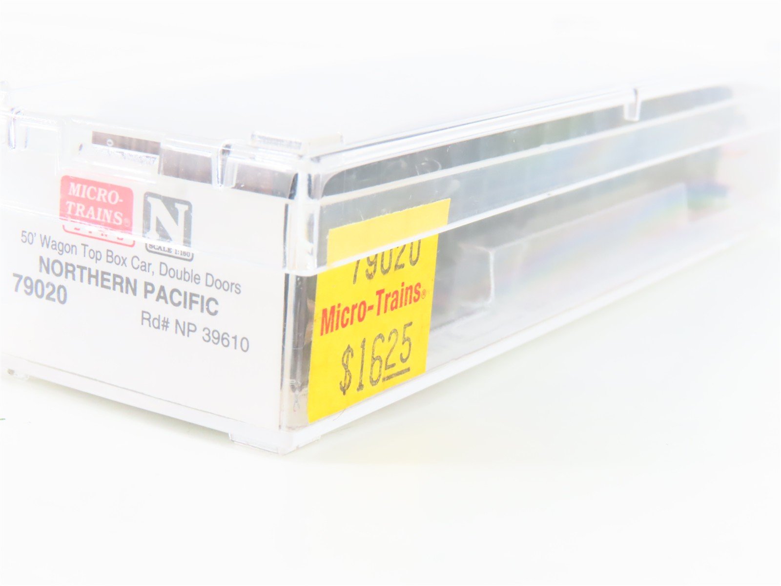 N Micro-Trains MTL 79020 NP Northern Pacific 50' Double Doors Box Car #39610
