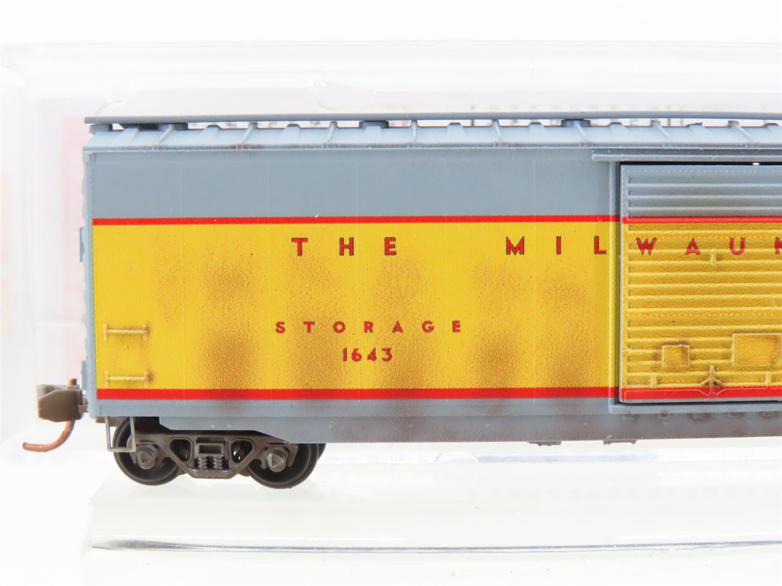 N Micro-Trains MTL 03144510 MILW Milwaukee Road 50' Box Car #1643 - Weathered
