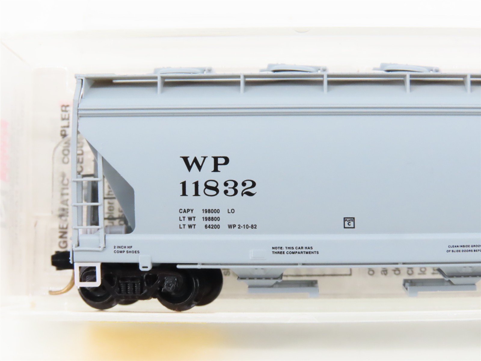 N Scale Micro-Trains MTL 93050 WP Feather River Route 3-Bay Covered Hopper 11832