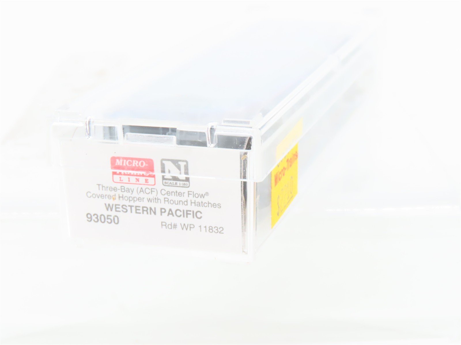N Scale Micro-Trains MTL 93050 WP Feather River Route 3-Bay Covered Hopper 11832
