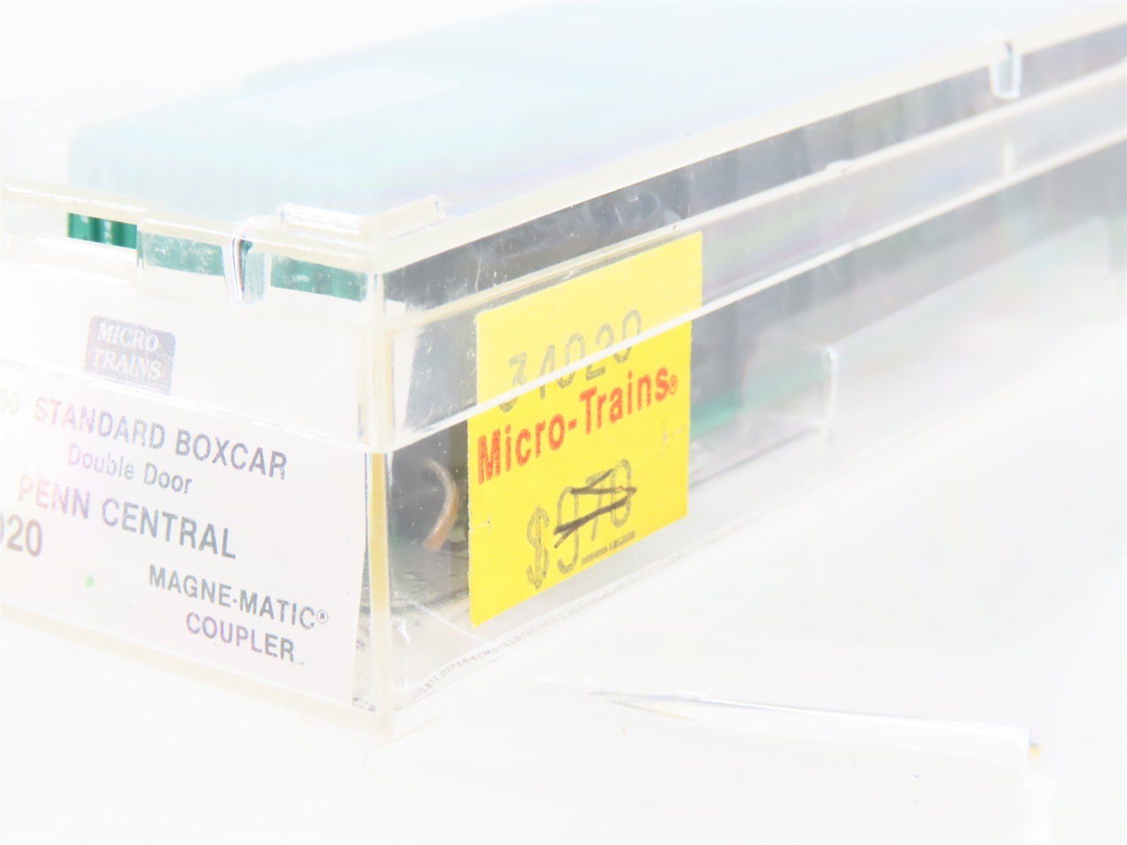 N Scale Micro-Trains MTL 34020 PC Penn Central 50' Double Door Box Car #174707