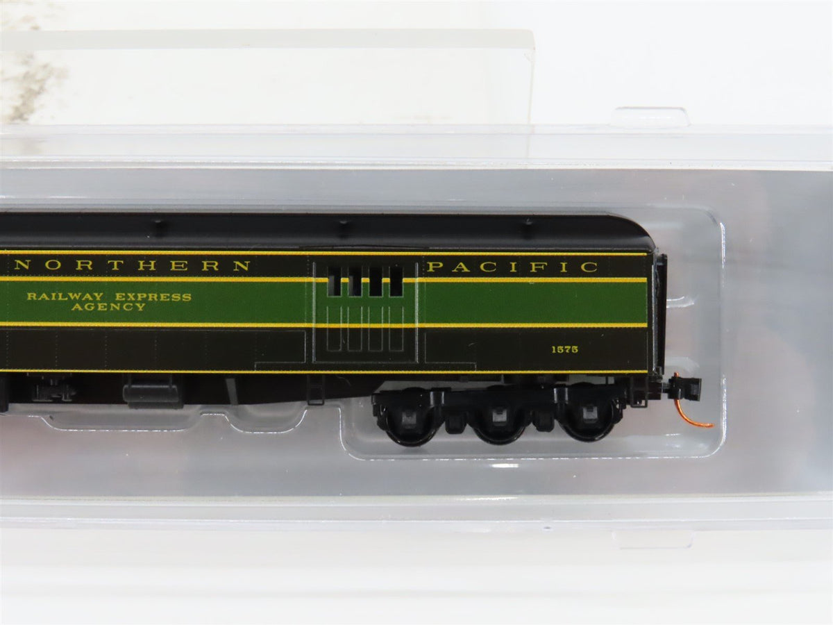 N Micro-Trains MTL Lowell Smith NSE 16-111 NP &quot;Mainstreeter&quot; Baggage Passenger