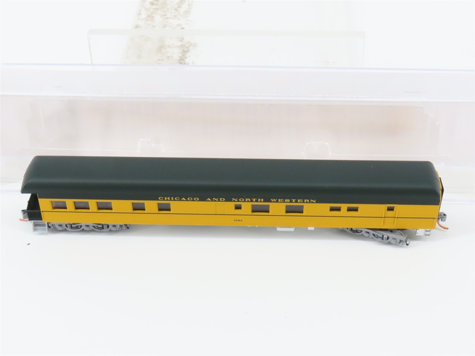 N Micro-Trains MTL Lowell Smith NSE 17-60 Executive Line CNW Business Passenger