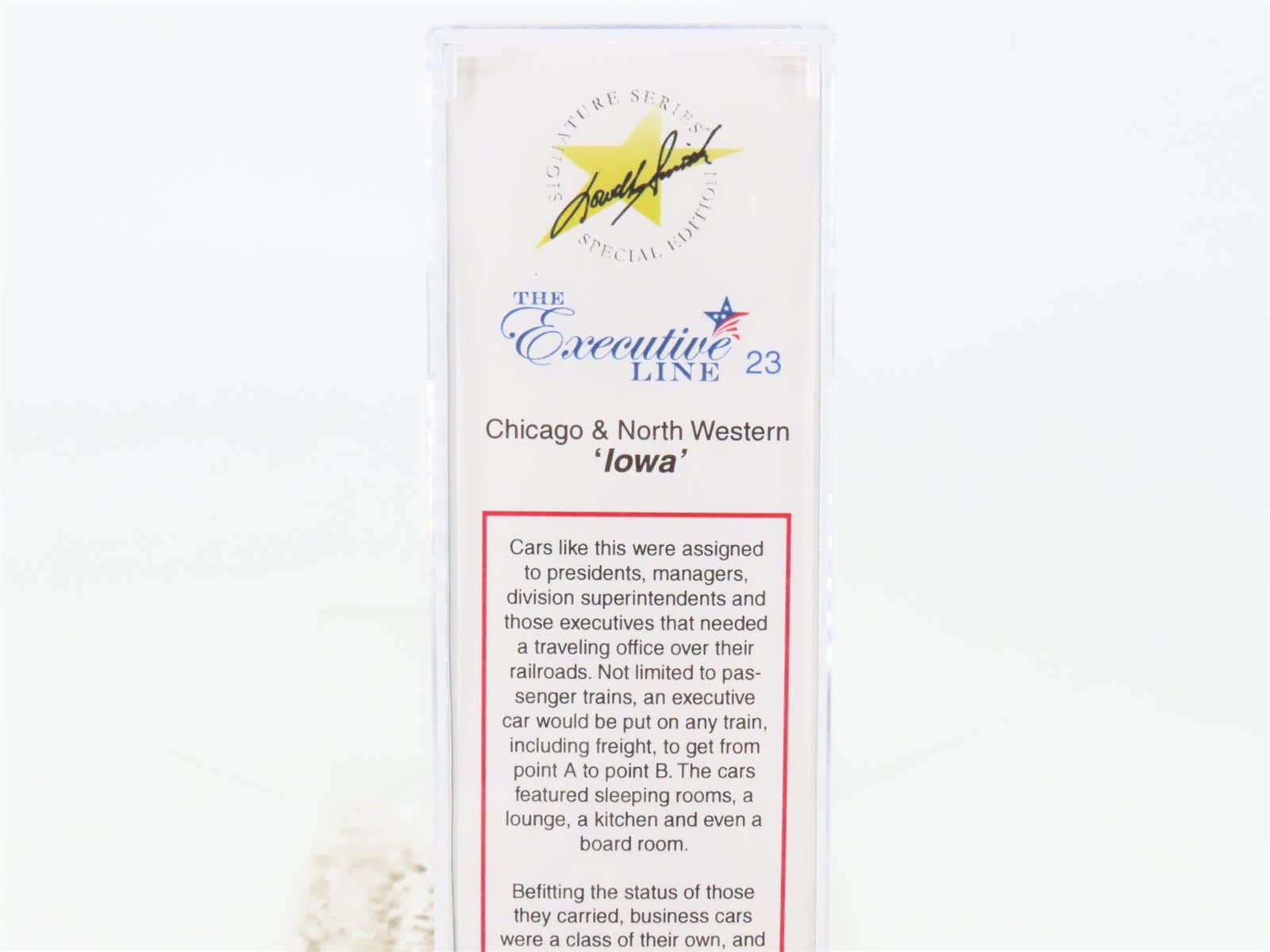 N Micro-Trains MTL Lowell Smith NSE 17-60 Executive Line CNW Business Passenger