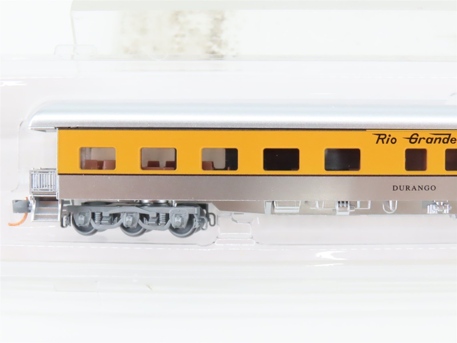 N Micro-Trains MTL Lowell Smith NSE 14-180 Executive D&RGW Business Passenger