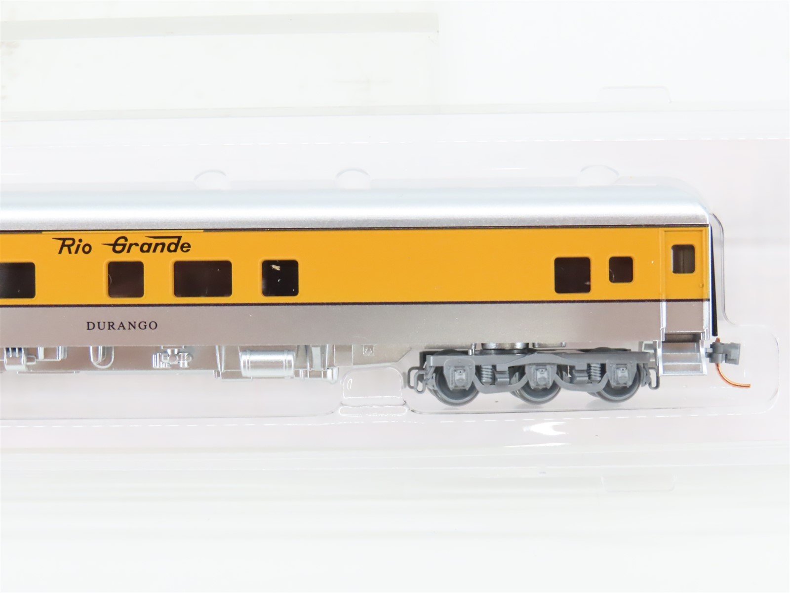N Micro-Trains MTL Lowell Smith NSE 14-180 Executive D&RGW Business Passenger