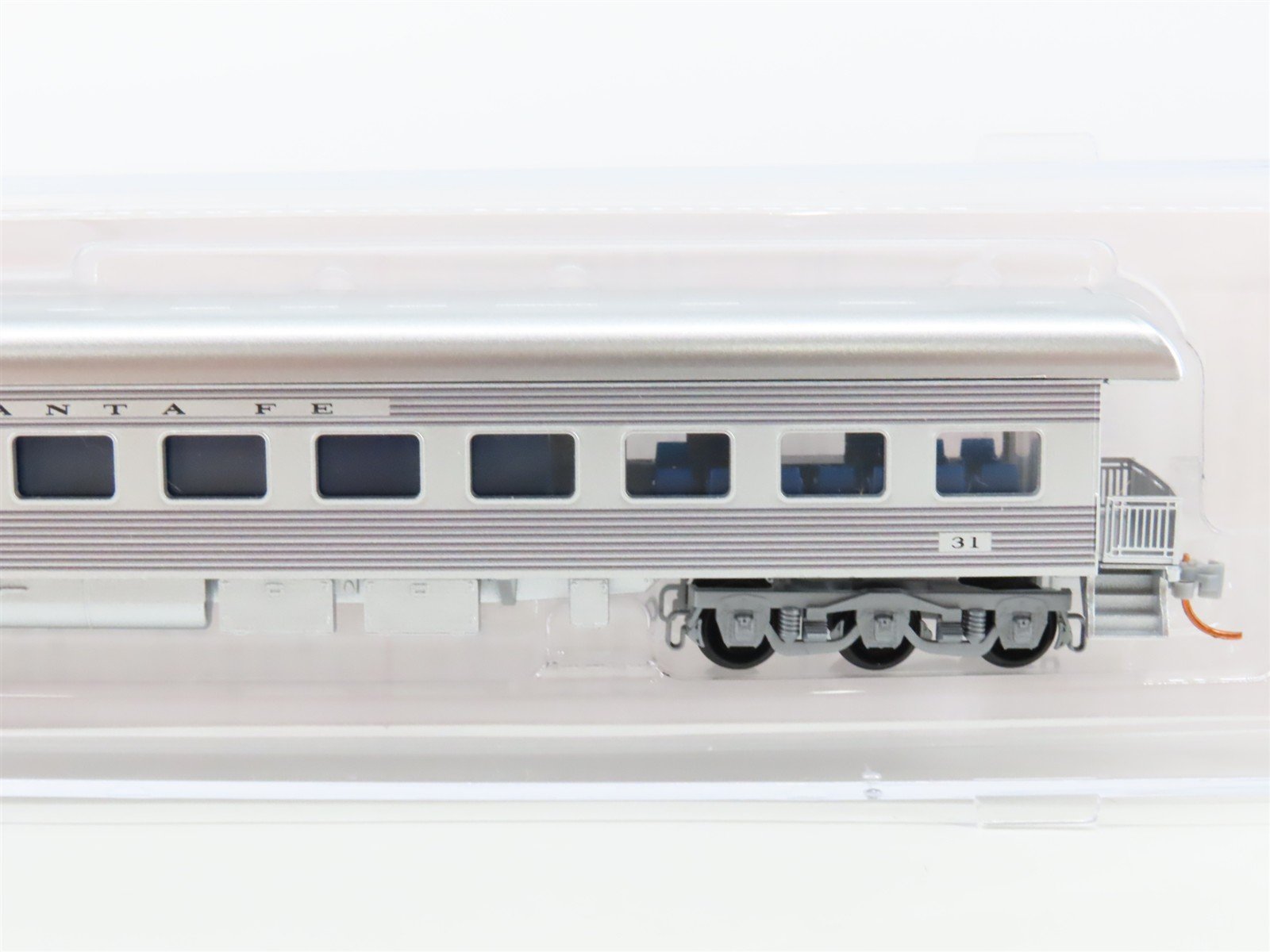 N Micro-Trains MTL Lowell Smith NSE 14-11 Executive ATSF Business Passenger #31