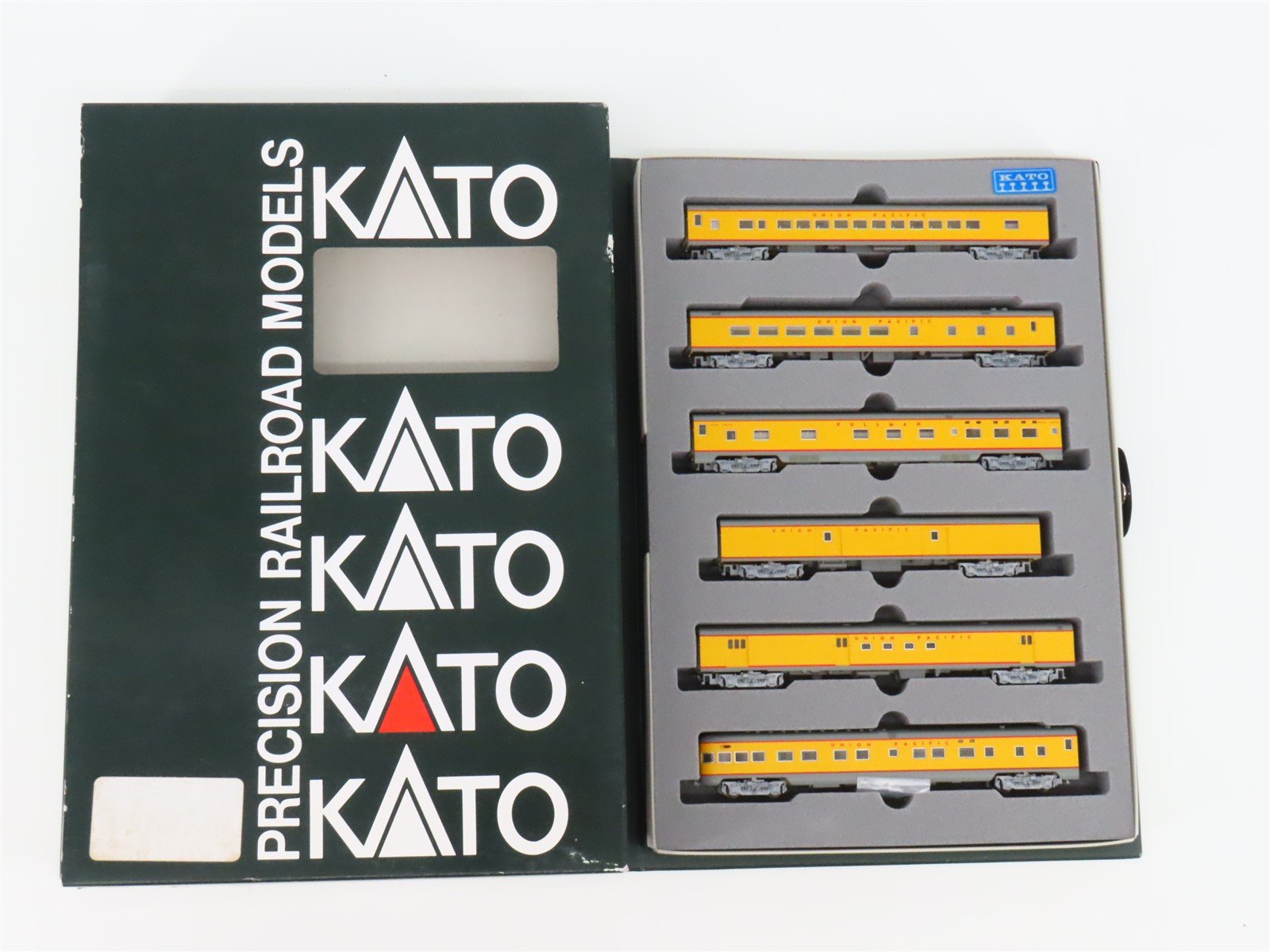 N Scale KATO 106-014 UP Union Pacific Smooth Side Passenger 6-Car Set