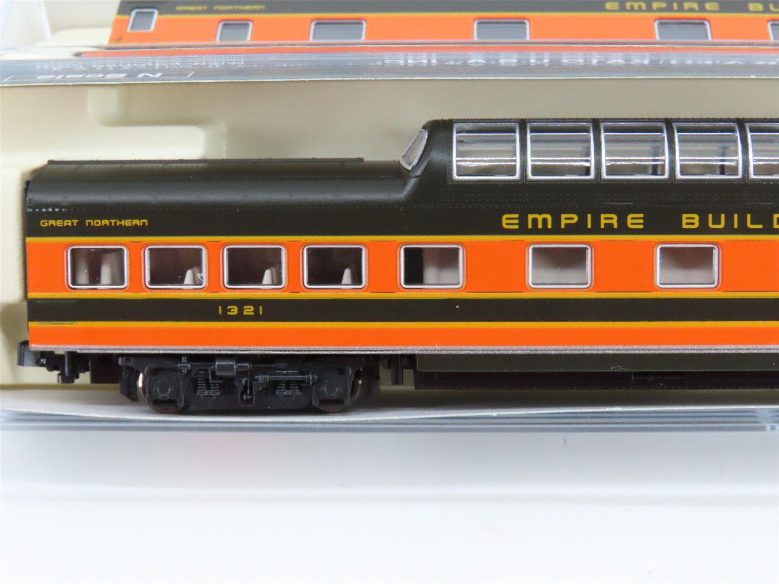 N Scale KATO 106-1051 GN 