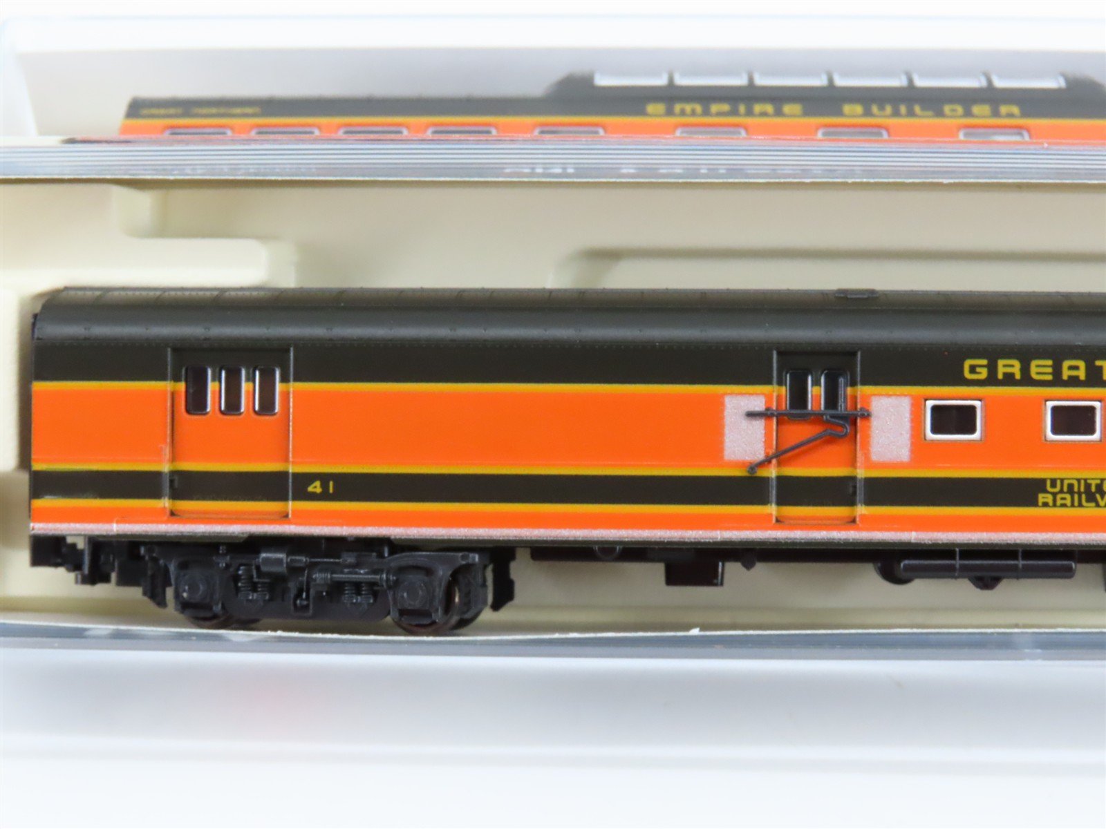 N Scale KATO 106-1052 GN 