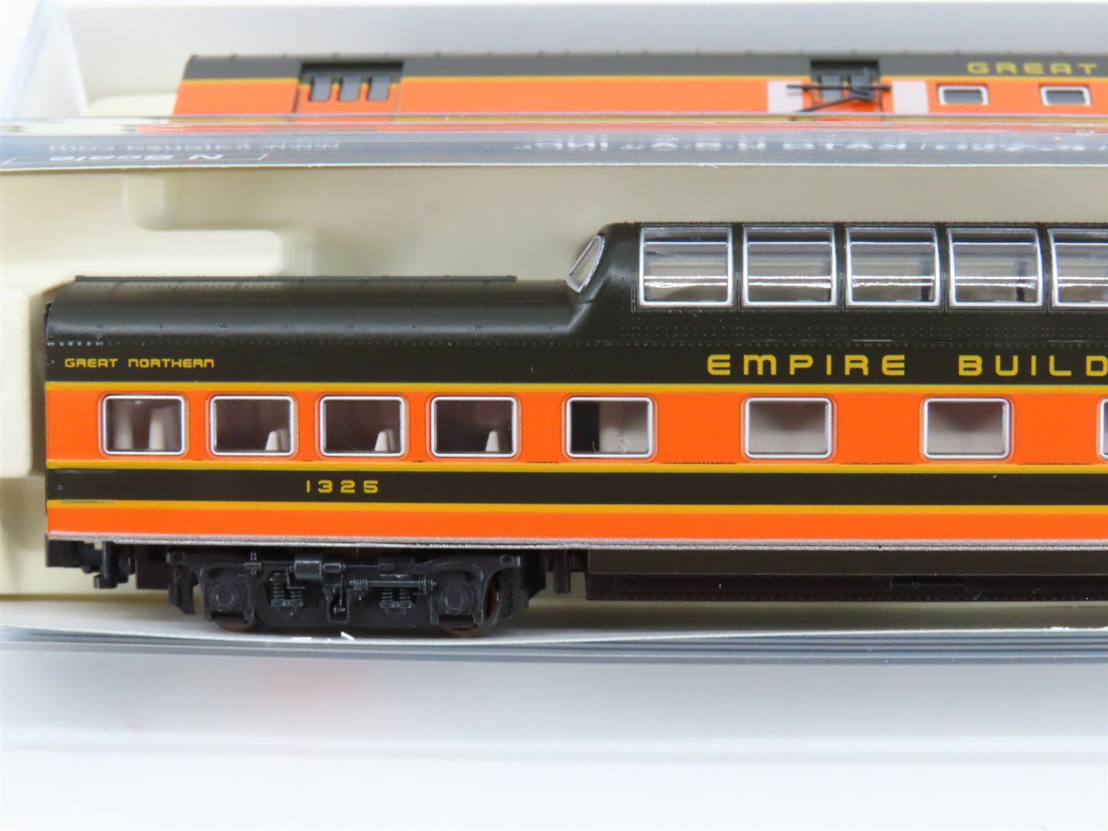 N Scale KATO 106-1052 GN 