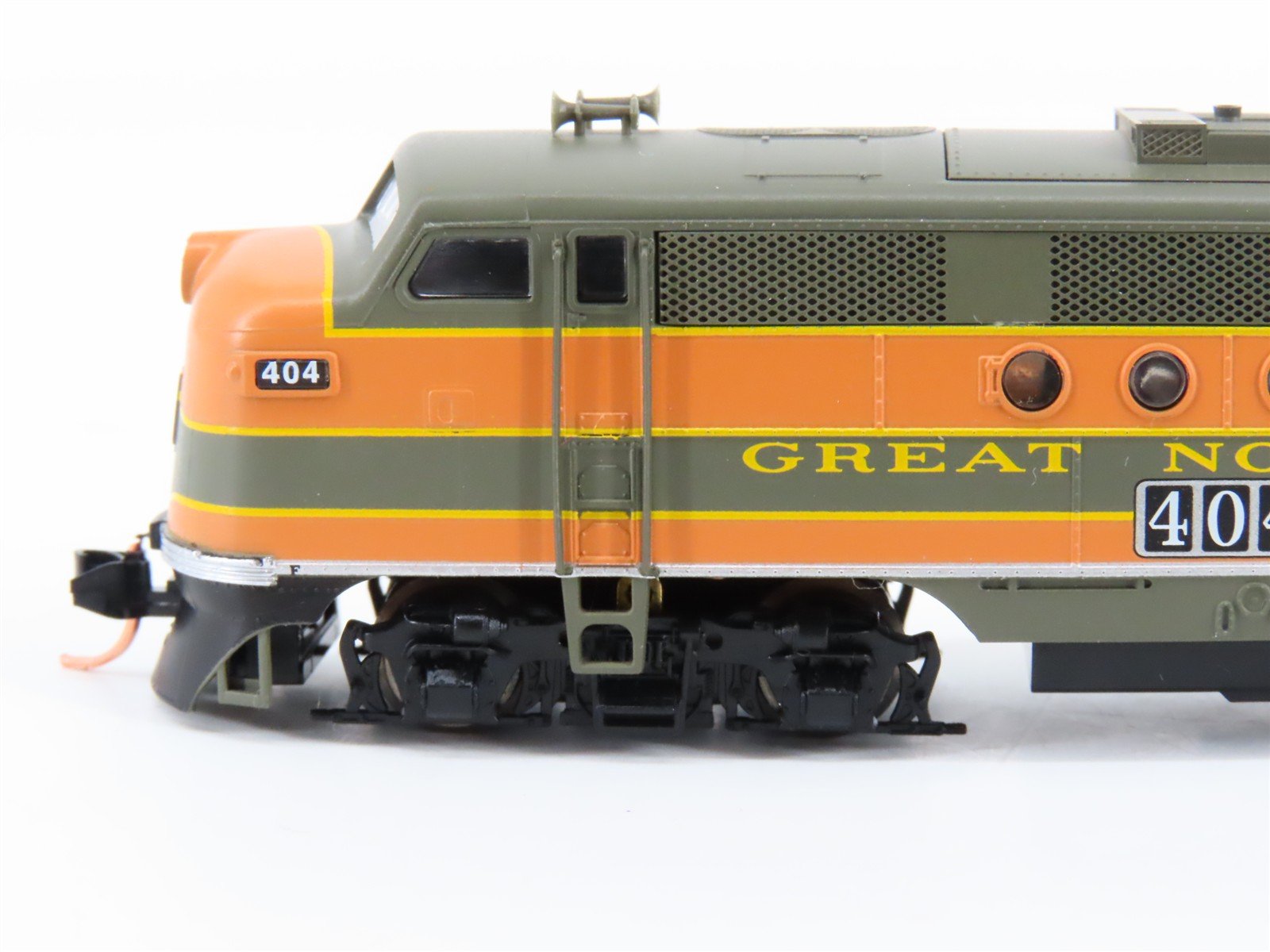 N Scale Micro-Trains MTL 99200161 GN Great Northern EMD FTA/B Diesel Set #404