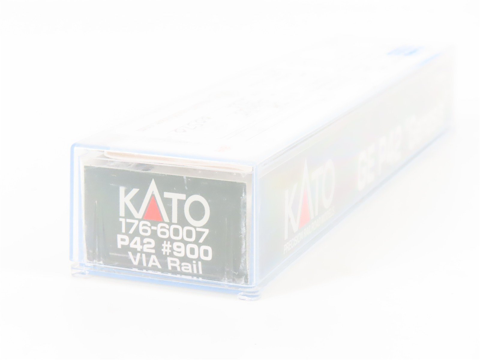 N Scale KATO 176-6007 VIA Rail Canada P42 Genesis Diesel #900 - DCC Ready